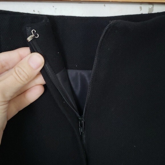 SAVANNAH Women's VINTAGE Academia Wool Teacher Straight Black Midi Skirt 8 - Picture 6 of 8